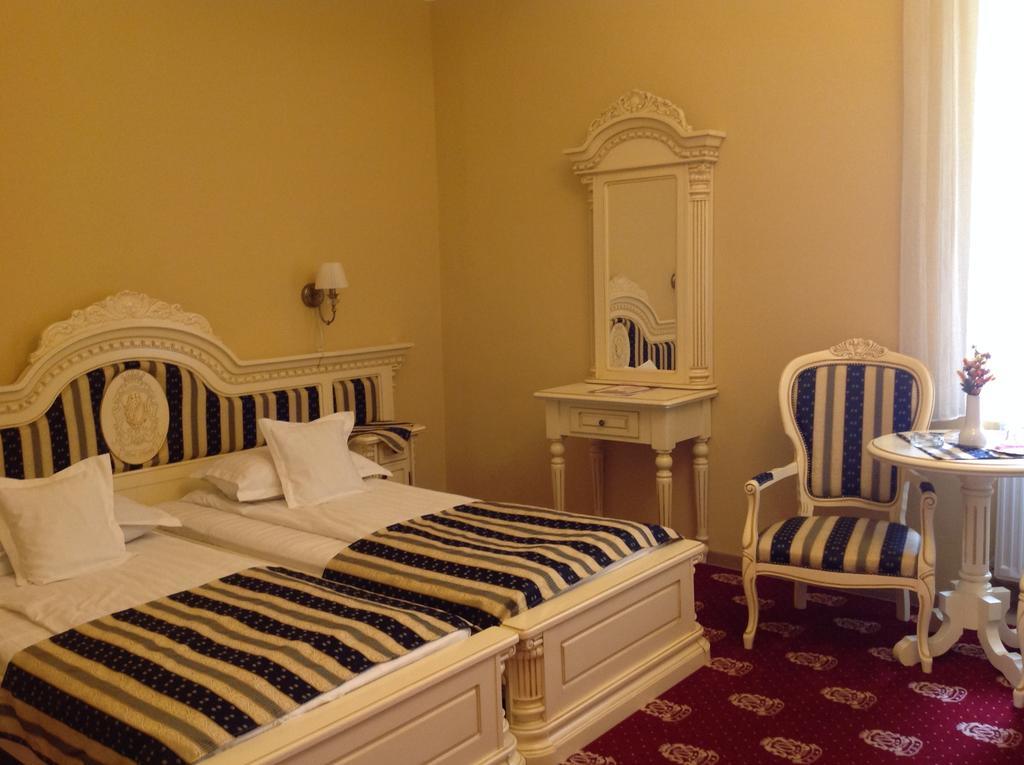 Hotel Astoria Satu Mare Ruang foto